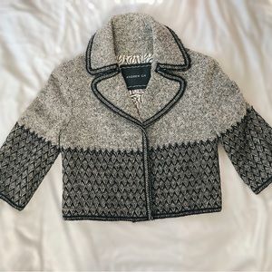 Sz 36 (4) NWT initially priced at $2850 Andrew GN jacket gray with black lace